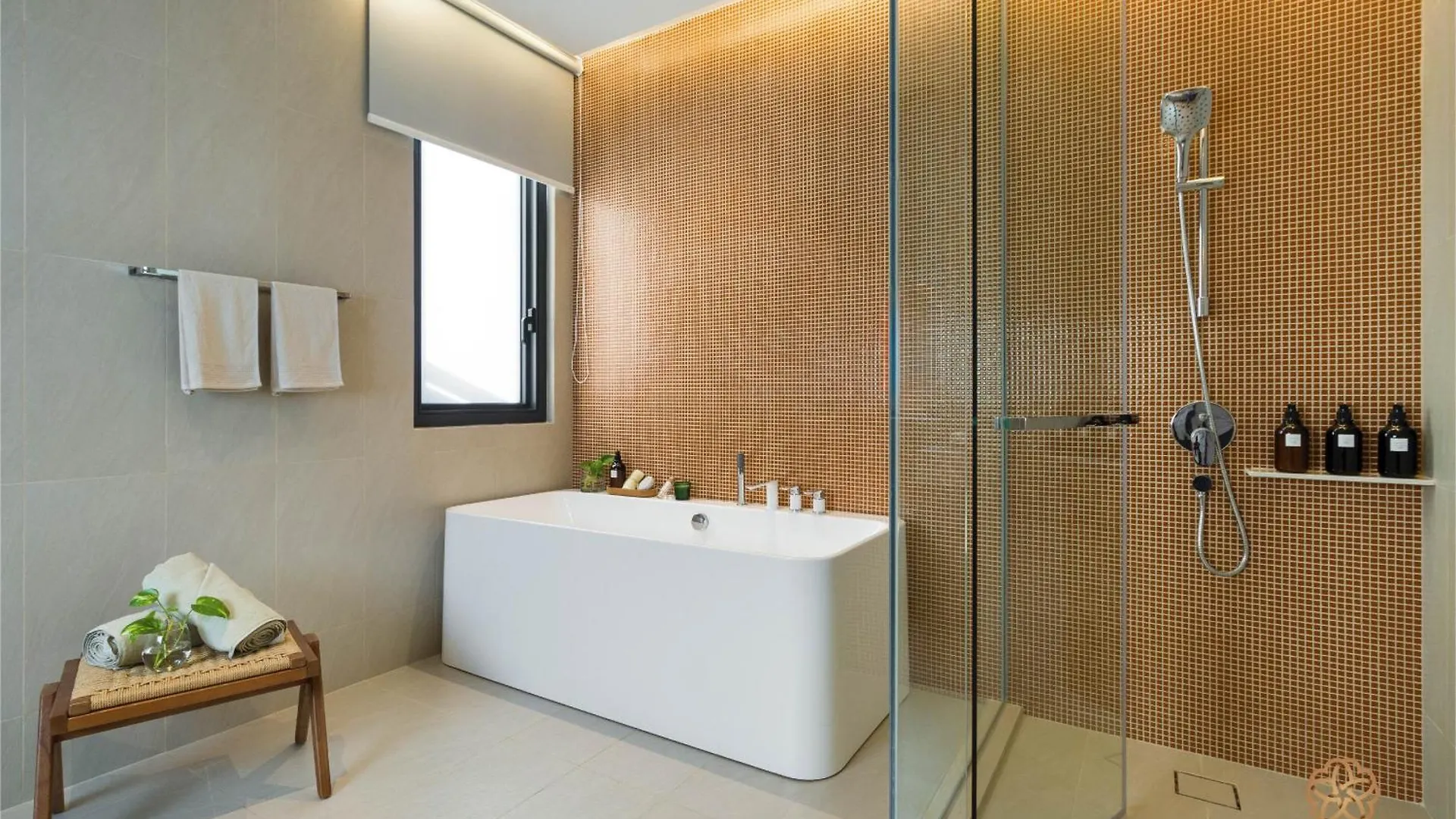 Viia Residences Kuala Lumpur, Five Senses Aparthotel